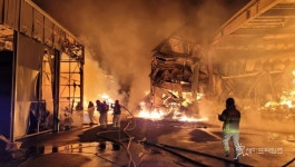 대구 성서공단 종이공장서 큰 불 … 소방관 2명 부상