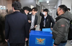 경찰 수사본부 23시간째 무안공항 압수수색