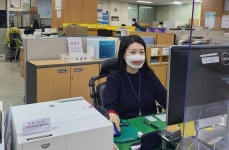 광산구, 민원실에 입술보이는 투명마스크 비치