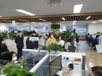 [포토] 임혜숙 과기부 장관, LG유플러스 수도권 고객센터 방문