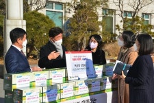 인천시 연수구 남인천농협 주부대학총동창회, 설맞이 사랑의 떡국떡 600kg 전달