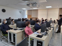 검단노인복지관, 노인일자리 경륜전수형 사업단 IT교육 성료