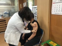 무안군, 코로나19 동절기 추가접종 18세 이상 전면 확대