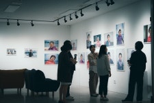 센트오브사운드·고성군 바닷가사진관, 사진전 바닷가 사람들 성료