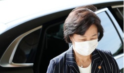 '알맹이' 없는 국방부 해명…추미애 發 리스크에 여권 골머리