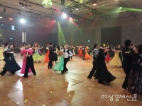 [강신영 더봄] 댄스스포츠와 사교댄스 차이점을 아시나요?