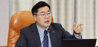 경찰, 검찰 이어 대통령실까지···민주당, 특활비 82억 '전액 삭감'