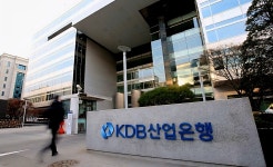 구내 식당권 vs 국가 통화 혼동 산업은행 스테이블코인 보고서