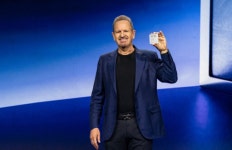 35년만에 자체칩 생산 Arm, 진짜 속내는 AGI 지휘자