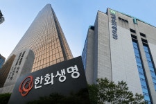 애큐온 캐피탈·저은 노리는 한화생명···교보 이어 종합금융그룹 도약