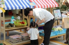 원주무실 부영 사랑으로 어린이집, 자원 나눔 장터 개최