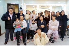 페이스갤러리 대표 장소영, 뮤지컬 페치카 분장 총괄