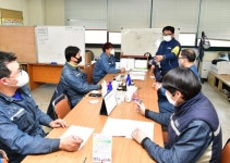 (주)현대그린푸드 조선생산4관식당 | 안전이 최우선이다. 현대重 하루 생산 중단 '안전대토론회' 열어