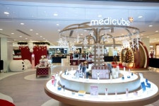 에이피알, 홍콩 매료시켰다...메디큐브 팝업스토어 성료