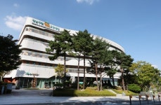 강남구, 강남구립 행복요양병원 새 단장…치매전문병동·재활로봇 도입