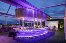 반얀트리 클럽 앤 스파 서울,  페스타 루프탑 바에서 고 라이브 데이 이벤트