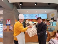 파리바게뜨 생연점, 불현동 소외계층을 위해 빵 후원