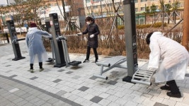 하남시 위례동 통장단, 코로나19 대응 교통시설 등 방역실시
