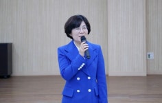 김보라 안성시장, 연화마을 어버이날 행사 참석