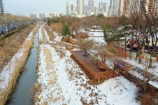 과천시, 중앙공원에 시민 휴게공간 자전거플랫폼 설치