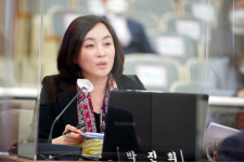 하남시의회 박진희 의원 미사 미래형 통합학교 문제 집행부 대대적 치적