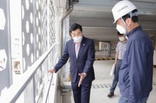 김상돈 의왕시장, 부곡도깨비시장 공영주차장 준공현장 방문