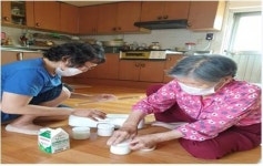 강화군, 어르신 대상으로 맞춤형 프로그램 진행