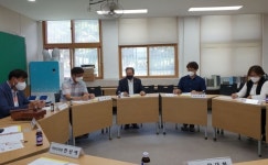 오명근 도의원, 평택 청담중학교 운영위원회와 정담회 가져