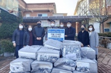 ㈜박홍근홈패션, 포천시 소흘읍에 사랑의 이불기탁