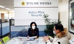 경기도의회 부천상담소 권정선 도의원, 부천소명여자중학교 운영위원장과 애로사항 청취
