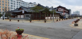 운양동, 봄 향기 가득 전하는 봄꽃 식재