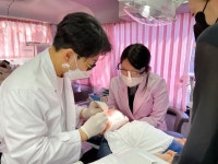 롯데제과 닥터자일리톨버스, 용인 어린이의원 방문