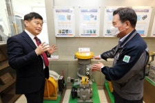 박종효 남동구청장, 강소기업 ㈜해성티피씨 방문