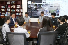 부천시, 부천일신중학교 대상 청사 견학 210, 부천톡톡 참여