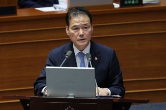 김영호 장관 실언 논란에 野 