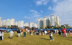 시흥시, 주민 행복 물들인 제2회 배곧노을 축제 성료