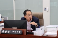 경기도의회 안광률 의원, 장애물 없는 생활환경 인증 취득 지연 지적