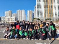 동삭동 자율방재단 초등학교 주변 제설작업 진행