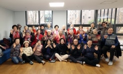 신계용 과천시장, 경로당 방문해 어르신들과 소통 시간 가져