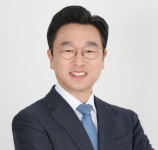 더불어민주당 영입인재 이용우 변호사,  서구을 예비후보 등록
