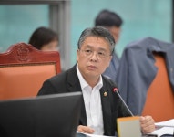 이석균 도의원, RE100 태양광 사업에 지역개발기금 사용 비판···기금 목적에 맞지 않아