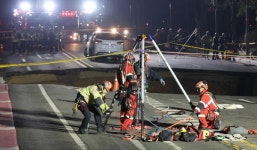 강동구 대형 싱크홀 사고… 밤새 실종자 수색 작업 지속