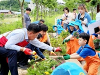 양평군, 가족의 달 맞아 어린이집 꽃 심기 행사 개최