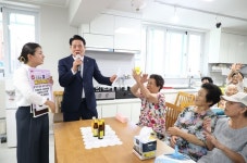 안양시, 소비쿠폰 찾아가는 서비스로 다문화·어르신 맞춤 홍보