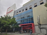 홈플러스 15개 점포 폐점 결정에 노조·정치권 즉각 중단하라