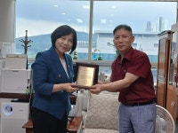 신현녀 용인시의원, 쥬네브 썬월드 감사패 수상...상권 활성화 기여