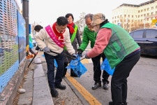 양평군, 800여 명 참여 새봄맞이 우리동네 새단장 캠페인 전개