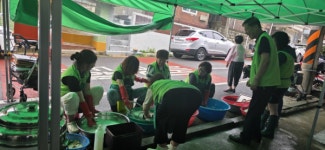 한국곰두리봉사회 인천서구지회, 무료급식 봉사로 취약계층 여름나기 지원