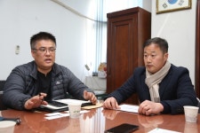 협업으로 돌파구 찾았다…쿠팡에서 대박 난 인싸 먹거리 스피루리나 딸기 맛보세요
