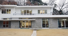메가마트현대차아산본관점 | 아산 정주영 현대그룹 창업주 20주기...범현대가, 청운동 옛 자택서 모여 제사 지내